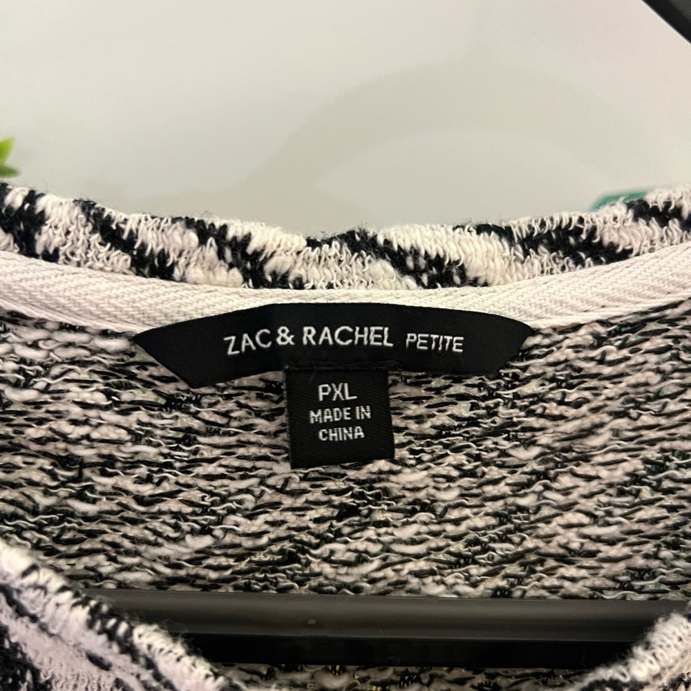 Zebra Print Cropped Long Sleeve Top - Picture 2 of 5